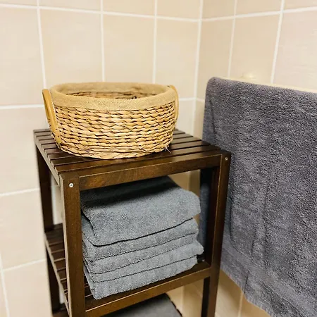 Apartament Elma Souterrain *